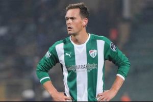 Bursaspor, Tom de Sutter'den b&uuml;y&uuml;k zarar etti