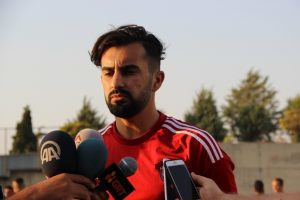 "Bana g&ouml;re en b&uuml;y&uuml;k transfer hocamız"