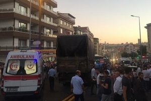 Ankara'da zincirleme trafik kazası: 10 yaralı