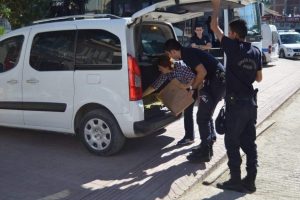 Bursa İznik'te FET&Ouml; operasyonu: 19 g&ouml;zaltı