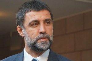 Hakan Ş&uuml;k&uuml;r'&uuml;n villasına baskın