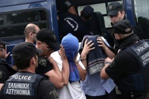 Yunanistan'a ka&ccedil;an darbeci askerlerle ilgili dosya g&ouml;nderildi