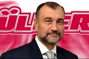 Murat &Uuml;lker babasının s&ouml;zleriyle cevap verdi