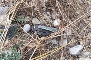 Andırın'da boş arazide bulunan 4 el bombası imha edildi