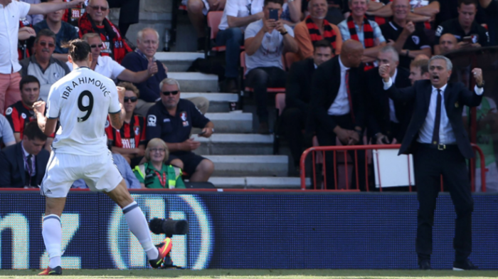 İngiltere, Mourinho'dan memnun