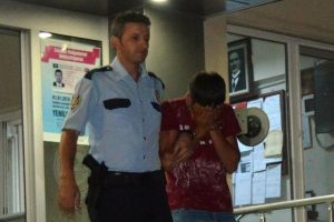 Bonzai yapımında kullanılan madde ile yakalanıp, tutuklandılar