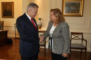 Başbakan Yıldırım, G&uuml;ler Sabancı'yı kabul etti