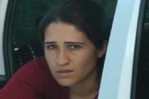 3 yaşındaki oğlunu d&ouml;verek &ouml;ld&uuml;ren anneye ağırlaştırılmış m&uuml;ebbet hapis