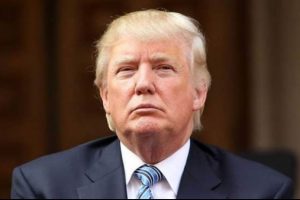 Trump ekibini değiştirdi!