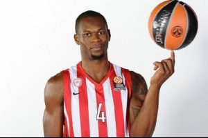 Pınar Karşıyaka, Petway ile s&ouml;zleşme imzaladı