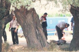 &Ouml;ld&uuml;r&uuml;len avukatın katil zanlısı İzmirli şarkıcı &ccedil;ıktı