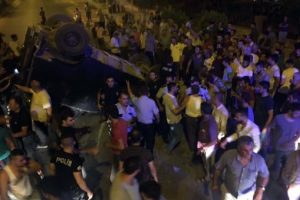 Adıyaman'da kaza: 1 polis şehit oldu 2'si yaralı