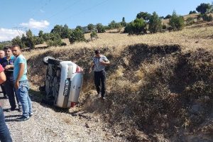 Otomobil şarampole u&ccedil;tu: 5 yaralı