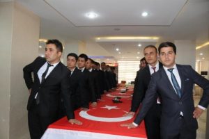 Hakkari'de 47 bek&ccedil;i yemin ederek g&ouml;reve başladı