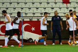 Antalyaspor Eto'o'suz &ccedil;alıştı