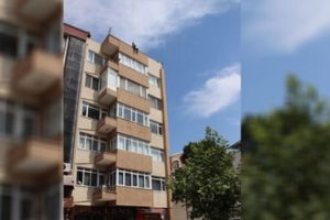 &Ccedil;anakkale'de onlarca kişinin g&ouml;z&uuml; &ouml;n&uuml;nde 5. kattan atladı!