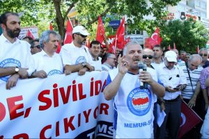 Memur-Sen Bursa İl Temsilcisi Şeker: "Ter&ouml;r&uuml;n kaynağı da belli, maksadı da"
