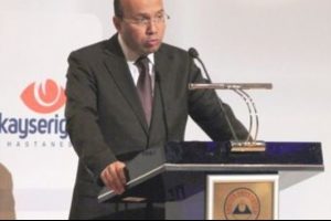 Eski BTK Başkan Yardımcısı'na yakalama kararı