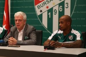 Del Valle: "Bursaspor'a gelen seviye atlıyor"