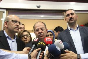 Mehmet Şimşek ve Recep Akdağ, saldırıda yaralananları ziyaret etti