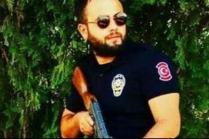 Polis memuru 'kimlik sorduğu i&ccedil;in' &ouml;ld&uuml;r&uuml;ld&uuml;!