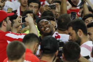 Taraftar ma&ccedil;tan &ccedil;ok Eto'o'ya ilgi g&ouml;sterdi