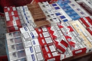 Bursa'da ka&ccedil;ak sigara operasyonu