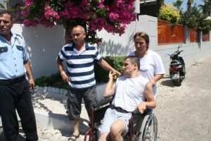Bursa'da yaşayan bedensel engelli gence tatil şoku!