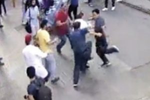 Turist hesaba itiraz etti mekan sahipleri saldırdı