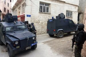 Nusaybin'de sokağa &ccedil;ıkma yasağı saatleri değiştirildi