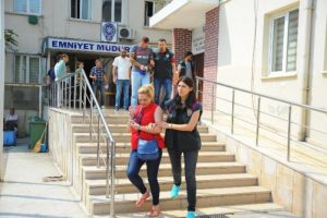 Bursa'da zehir tacircisi 9 kişi yakalandı!
