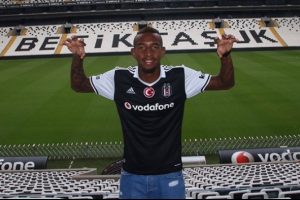Beşiktaş Talisca'yı renklerine bağladı