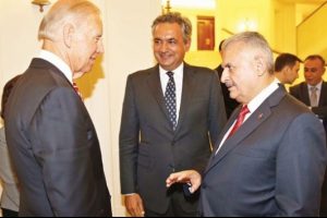 Doğan Yayın Başkanı Mehmet Ali Yal&ccedil;ındağ, Biden'a CNN T&uuml;rk baskınını anlattı