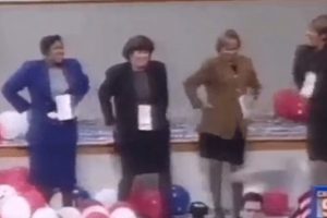 Bursa Eski Valisi'nden Demirtaş'a 'makarena'lı Cerablus g&ouml;ndermesi