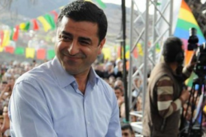 Demirtaş'ın hakkında 5 yıl hapis istemiyle dava a&ccedil;ıldı