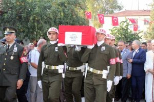 "Baba olur mu &ouml;yle şey, ya zafer, ya &ouml;l&uuml;m"