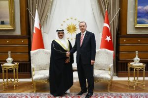 Bahreyn Kralı İsa Bin Salman ile g&ouml;r&uuml;şt&uuml;