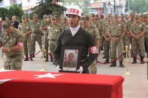 T&ouml;rene Canikli ve Kılı&ccedil;daroğlu da katıldı