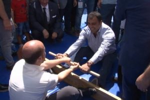 Bilal Erdoğan ve Hamza Yerlikaya'dan mas g&uuml;reşi
