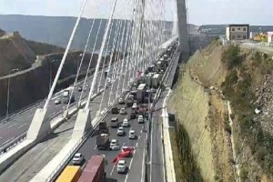 Yavuz Sultan Selim K&ouml;pr&uuml;s&uuml;'nde ilk g&uuml;n trafiği