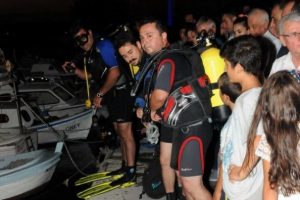 &Ccedil;anakkale'de 'Darbeye Hayır Sualtı' sergisi
