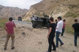 Hakkari-Van yolunda bombalı tuzak: 1 şehit, 3 yaralı