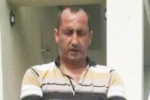 Babasını balkondan atıp bı&ccedil;aklayarak &ouml;ld&uuml;ren ş&uuml;pheli tutuklandı