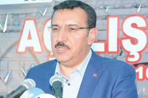 Bakan T&uuml;fenk&ccedil;i'den elektronik &uuml;r&uuml;n senetleri a&ccedil;ıklaması