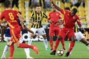 Fenerbah&ccedil;e'de 11 yıl sonra bir ilk!