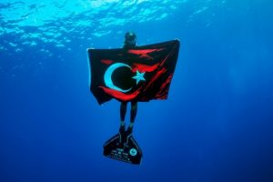 Şehitler i&ccedil;in rekor denemesi yapacak