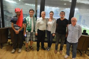 Bursa Nil&uuml;fer'in locasında engelli bireylerin ma&ccedil; keyfi