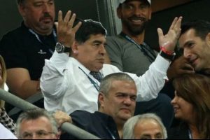Maradona'ya &uuml;lkesinde soğuk duş