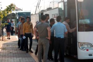 Bursa'dan Çanakkale'ye götürülen 107 mülteci yakalandı
