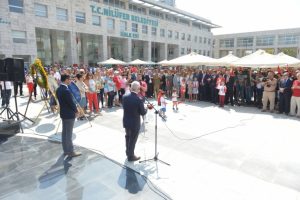 Bursa Nil&uuml;fer'de Zafer Bayramı coşku ve gururla kutlandı